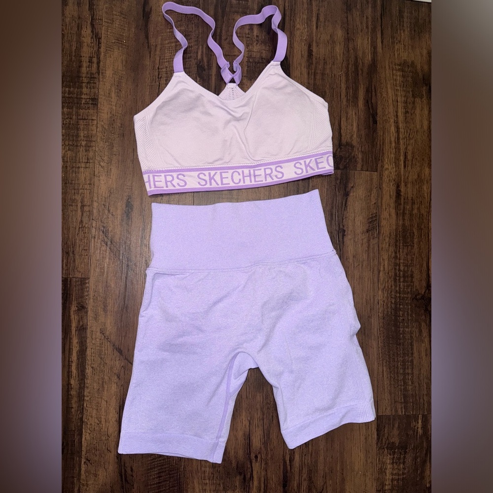 Skechers color light purple